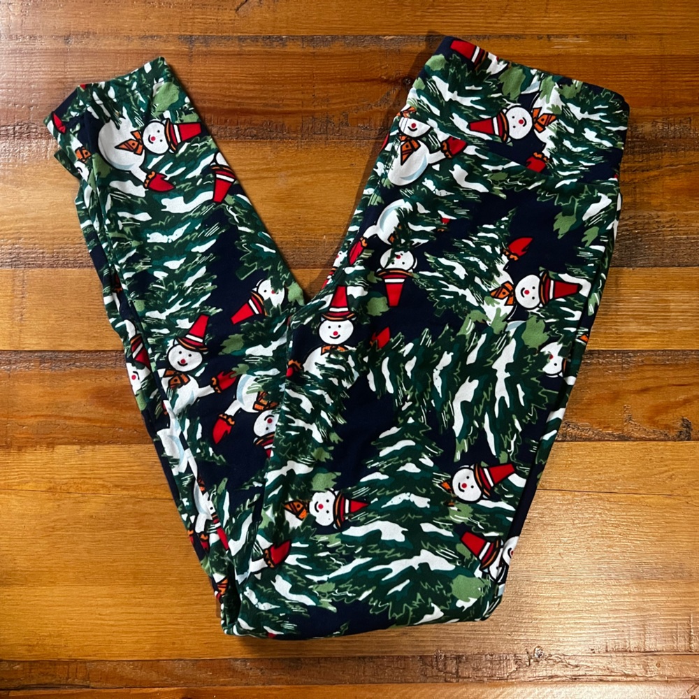 LuLaRoe Winter Leggings - Picture 1 of 2